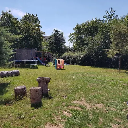 Eyb Mit Terrasse Und Garten Apartment Ansbach